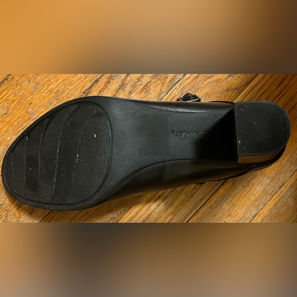 Clarks women’s Mary Jane shoes size 8.5 black leather - Picture 4 of 7